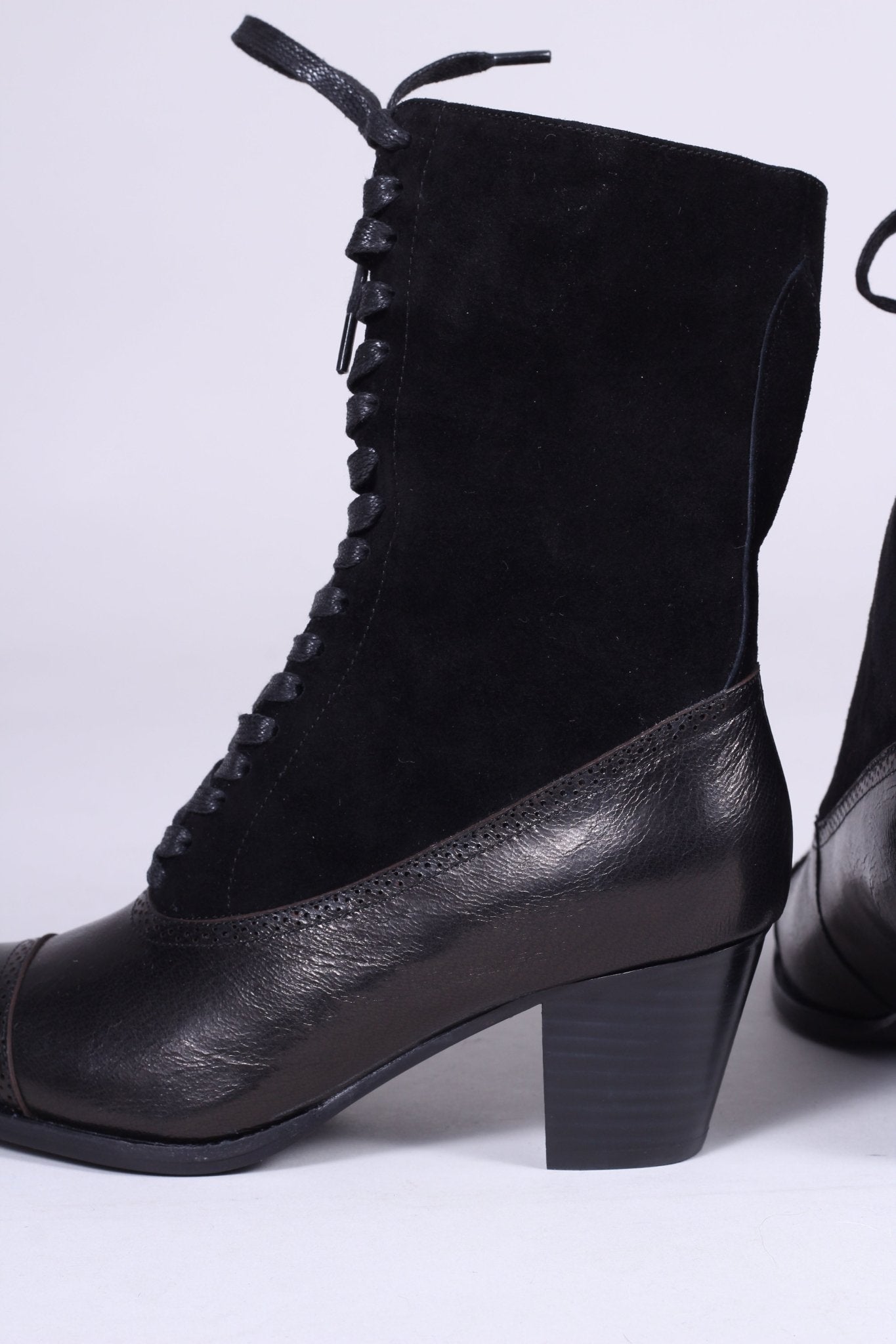 1900s Edwardian Style Boots - black - Victoria