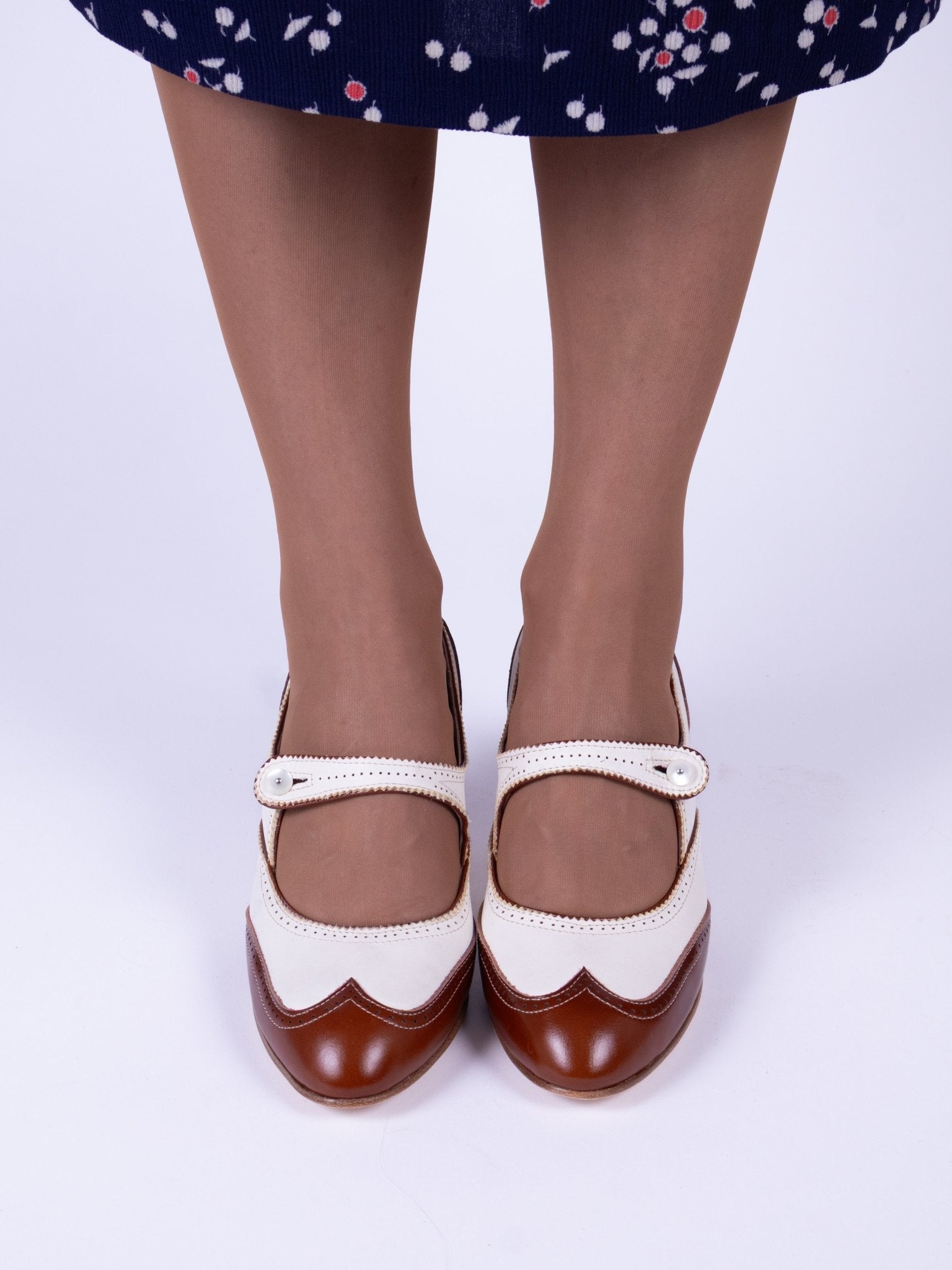 1920s Classic Everyday Pumps - Cream - Frances