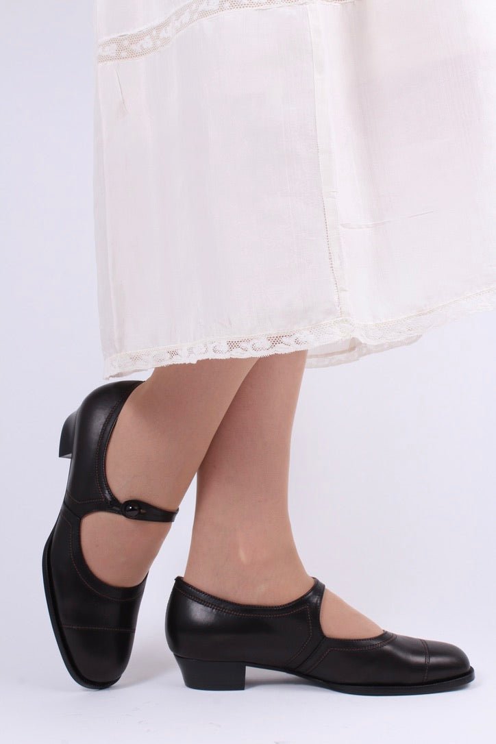 1920s everyday shoe - Black - Ruby