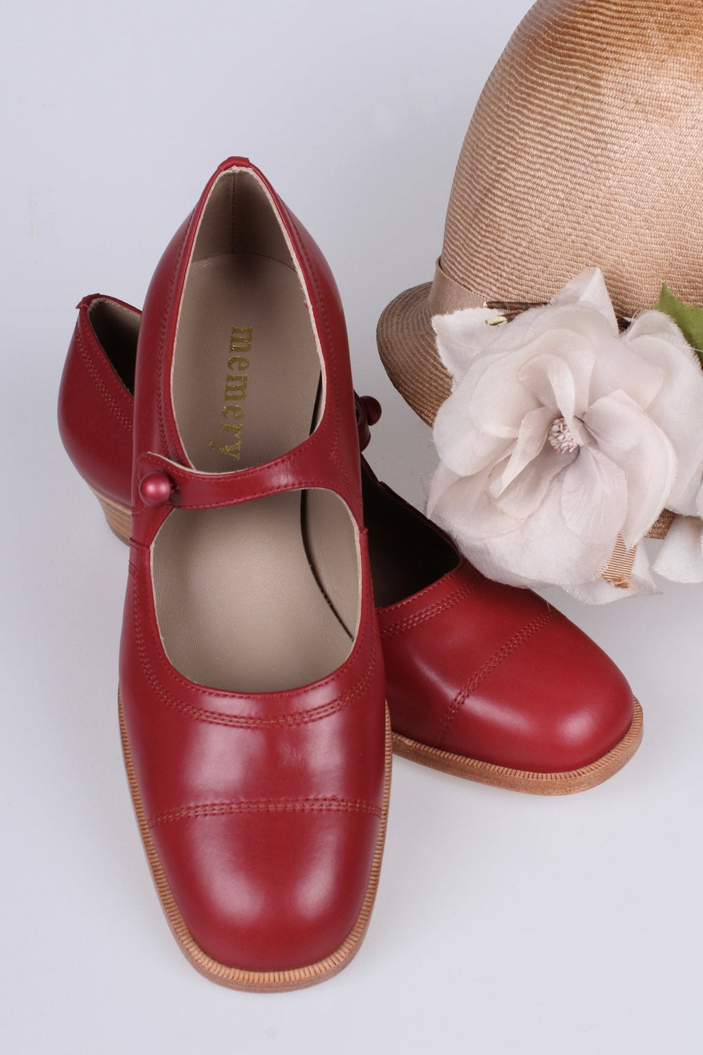 1920s everyday shoe - Red - Ruby