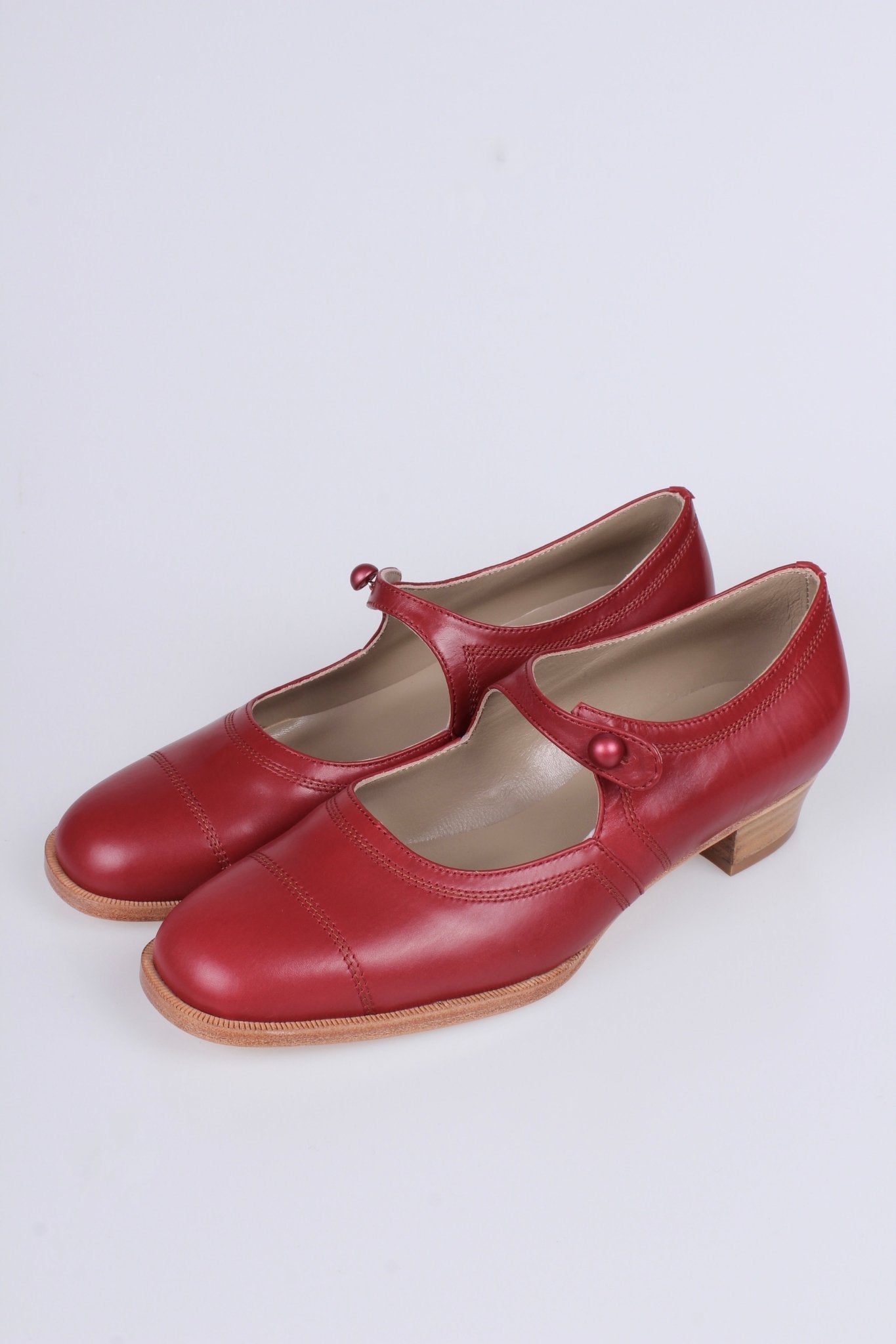 1920s everyday shoe - Red - Ruby