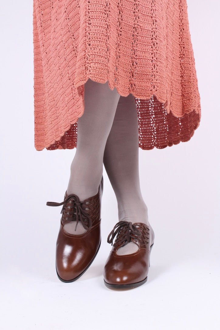 1930s Oxford shoes, brown, Emma