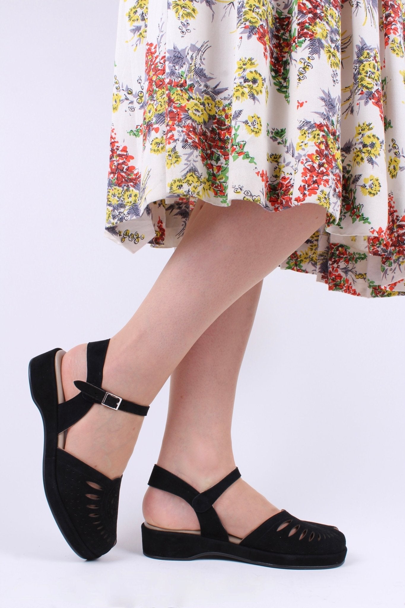 1940s / 50s suede wedge sandals - Black - Ella